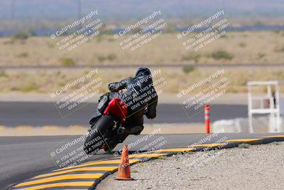 media/Oct-08-2022-SoCal Trackdays (Sat) [[1fc3beec89]]/Turn 11 Backside (1145am)/